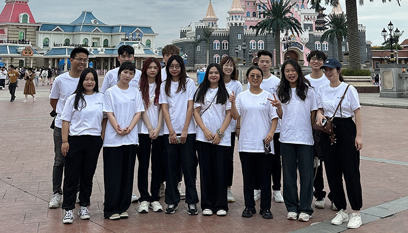 Fantawild verkennen in Xiamen: het teambuildingavontuur van ons bedrijf