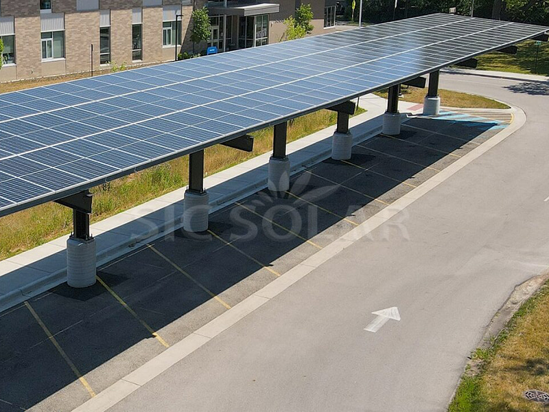 100 kW zonne-carportstructuur in de VS