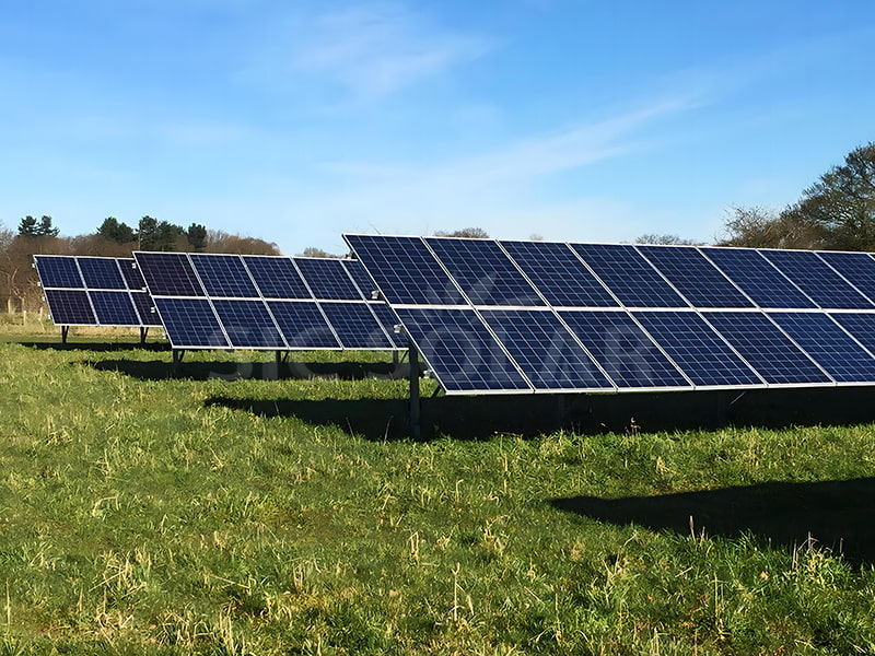 2MW grondgemonteerd zonne-energieproject in Hongarije