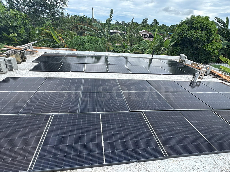 Frames voor 40 kW zonnepanelen voor platte daken in Puerto Rico