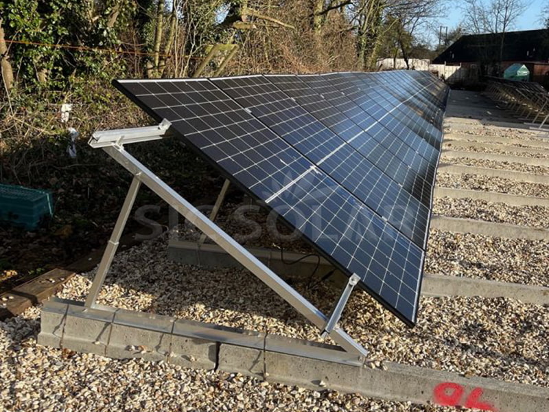 25KW zonne-driehoek montagesysteem voor grond-/plat dak
    