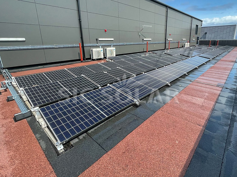 80KW plat dak zonne-installatiesysteem in Duitsland